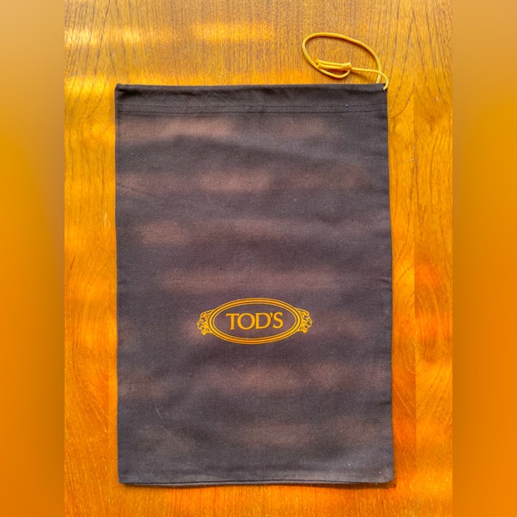 TOD’s Brown Duster Bags - Picture 2 of 4